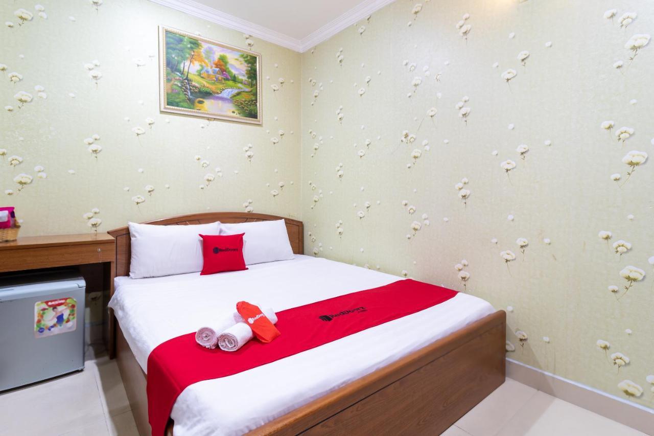 Reddoorz Nam Bac Hotel Phan Dang Luu Phu Nhuan Ho Chi Minh City Exterior photo